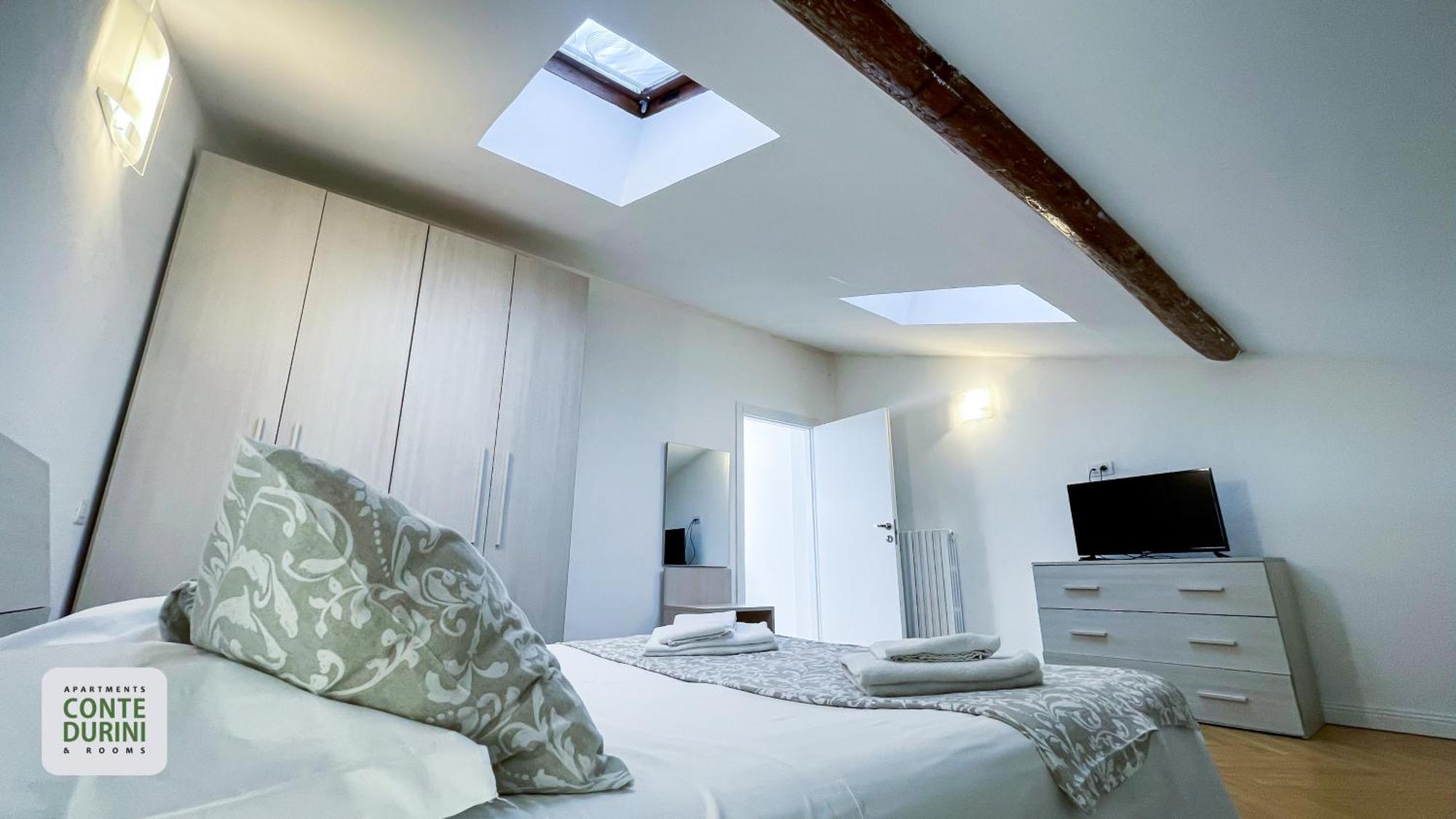 Conte Durini & Bed & Breakfast
